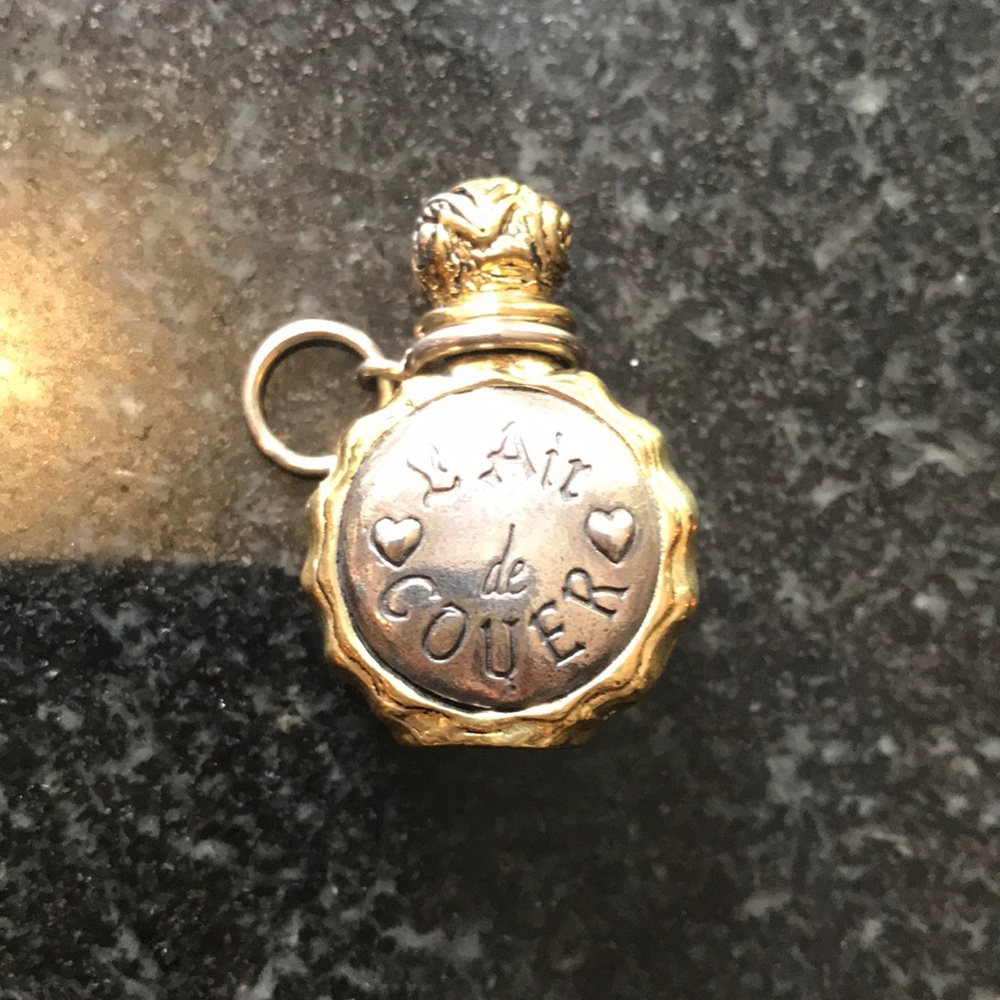 🌼RARE & RETIRED🌼 🌈NWOT🌈 Waxing Poetic Charm